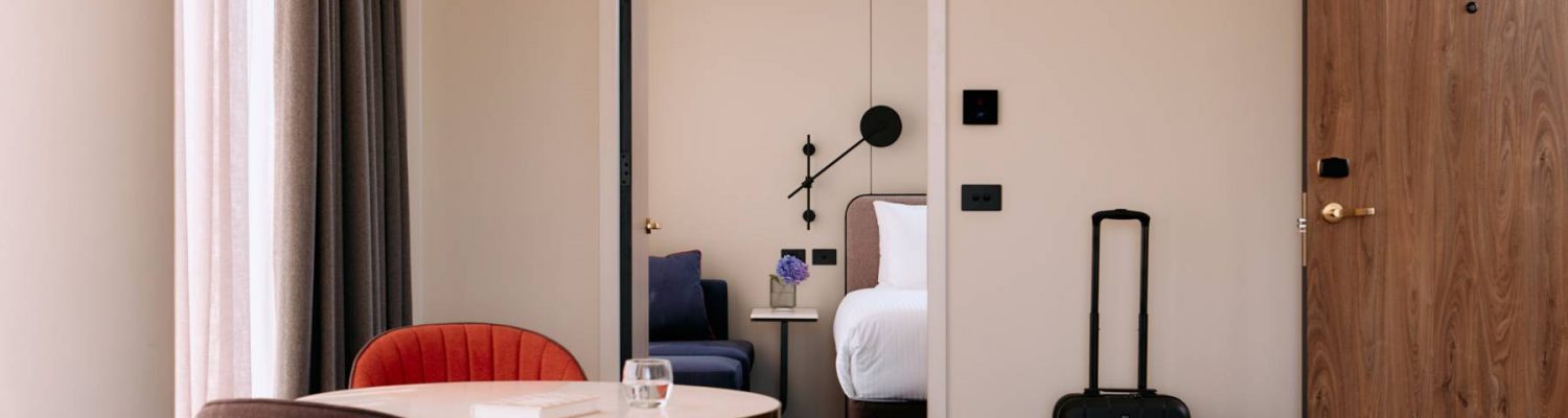 one-bedroom-king-suite